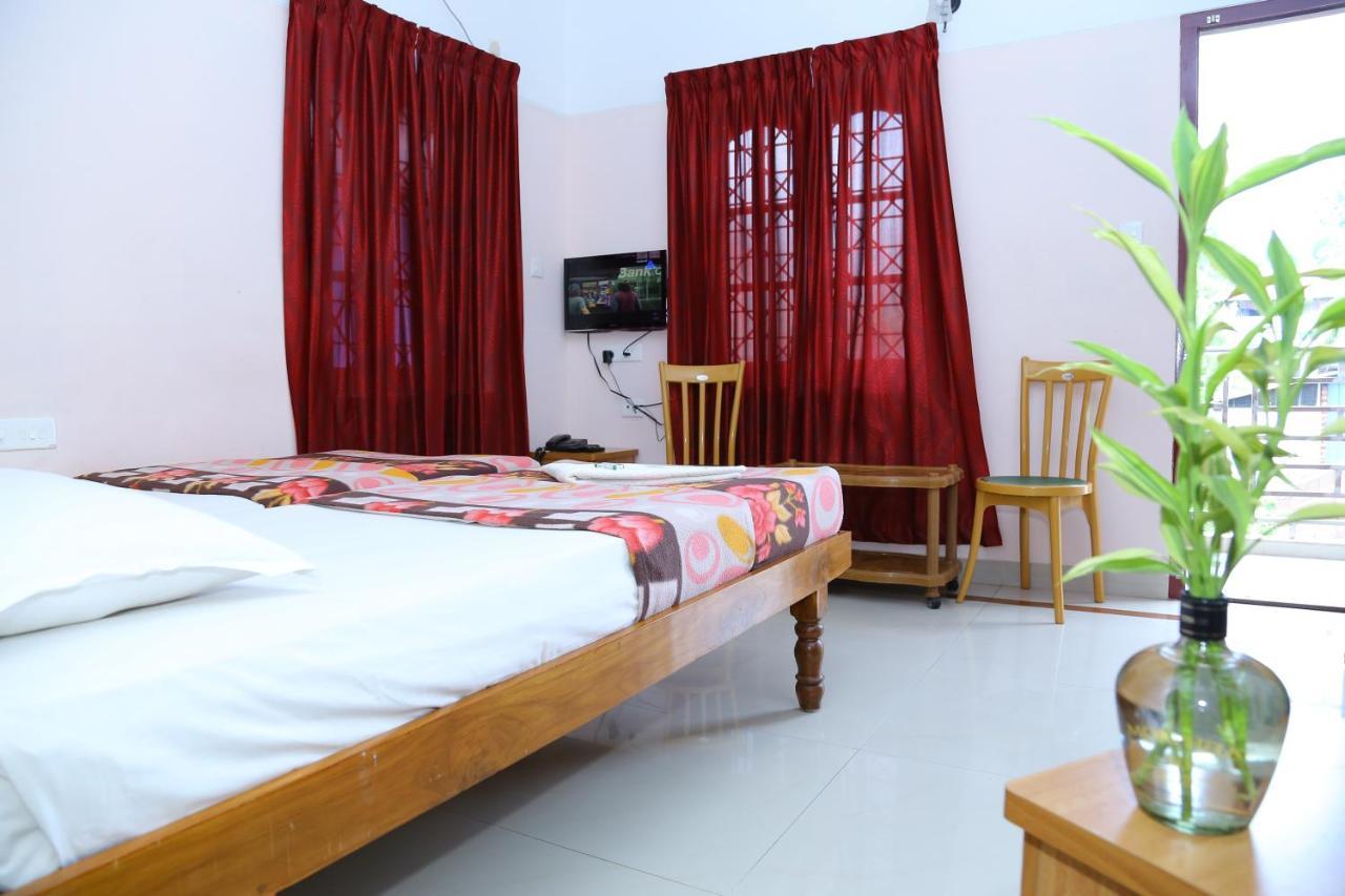 Princess Inn Royal Thiruvananthapuram Екстер'єр фото